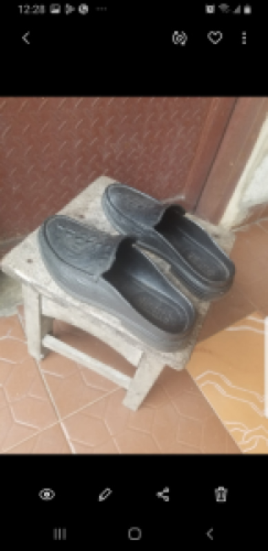 Kano leather sandals