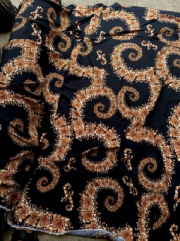 Crepe Vintage Bold Spiral Motif Fabric with Ethnic Design
