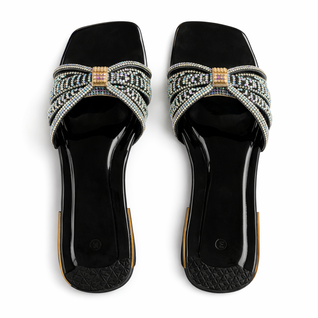 Women Fashionable Sandal  with Rhinestone Embellishments