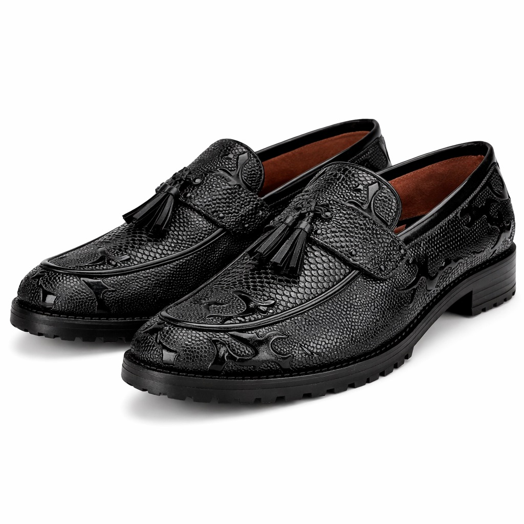 Embossed Leather Tassel Loafers with Rugged Sole