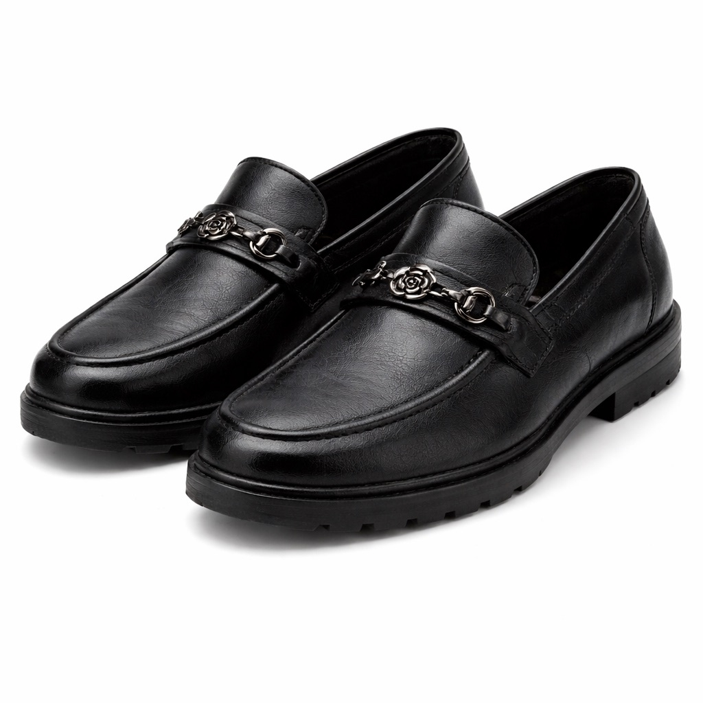 Mens  Black Leather Loafers  with  Signature Chain Detail
