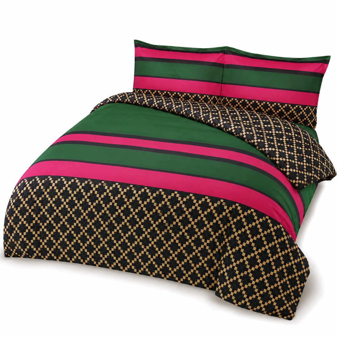 Premium 4 by 6 Designer Duvet Set     Green  Red and Black Checkerboard Design