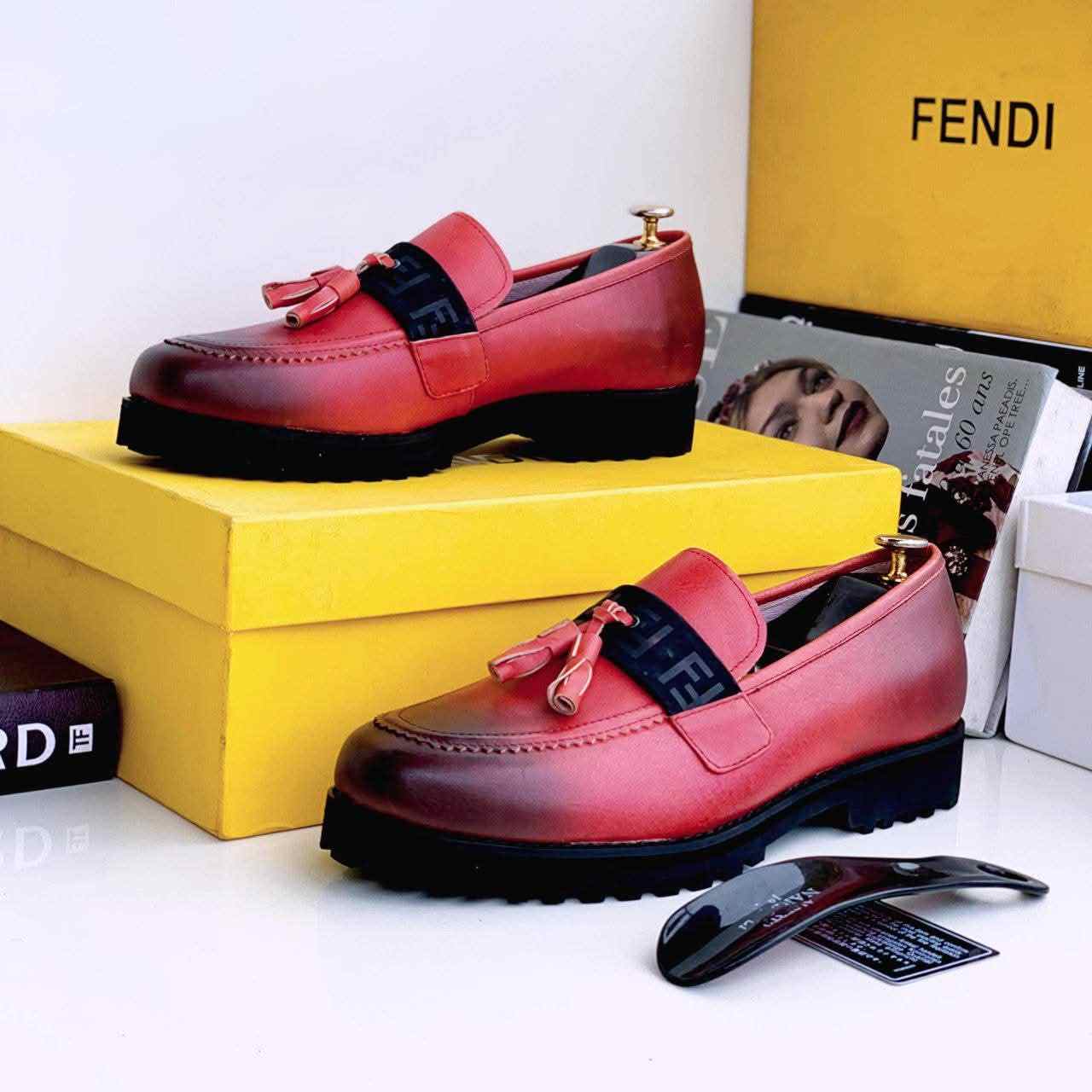 Shoe