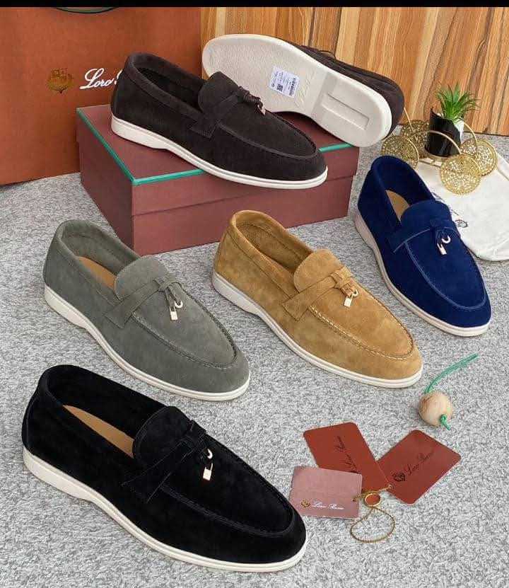 Shoe