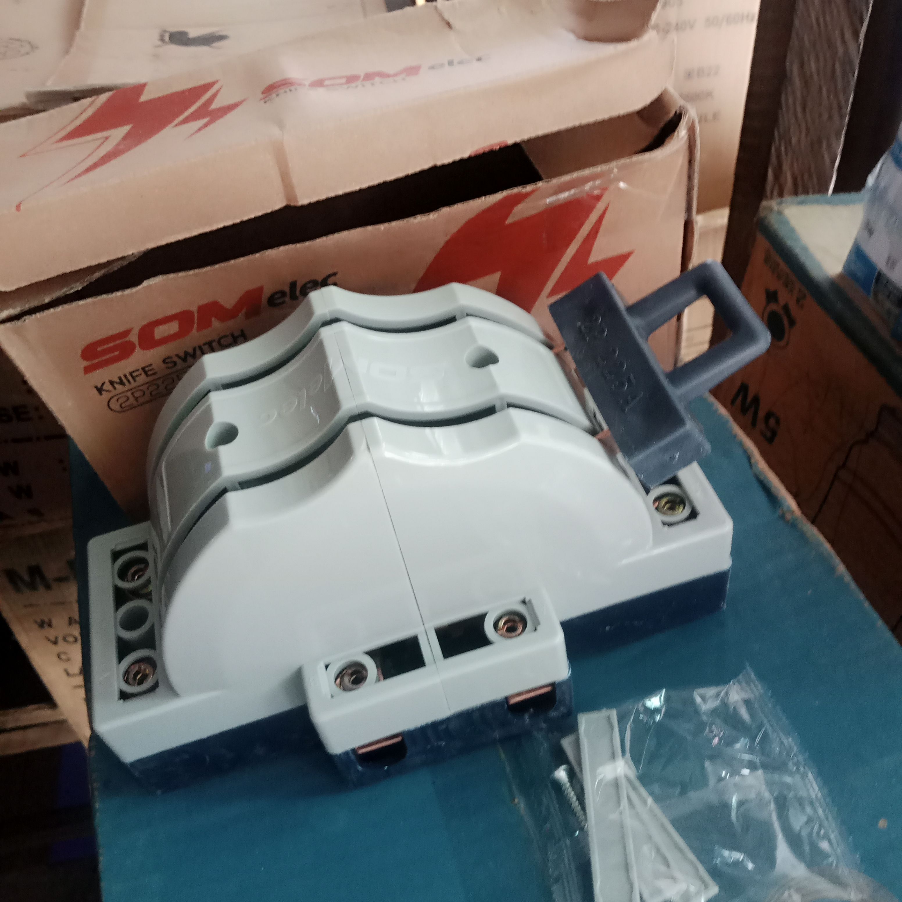 Electrical Knife Switch/Circuit Breaker 200A