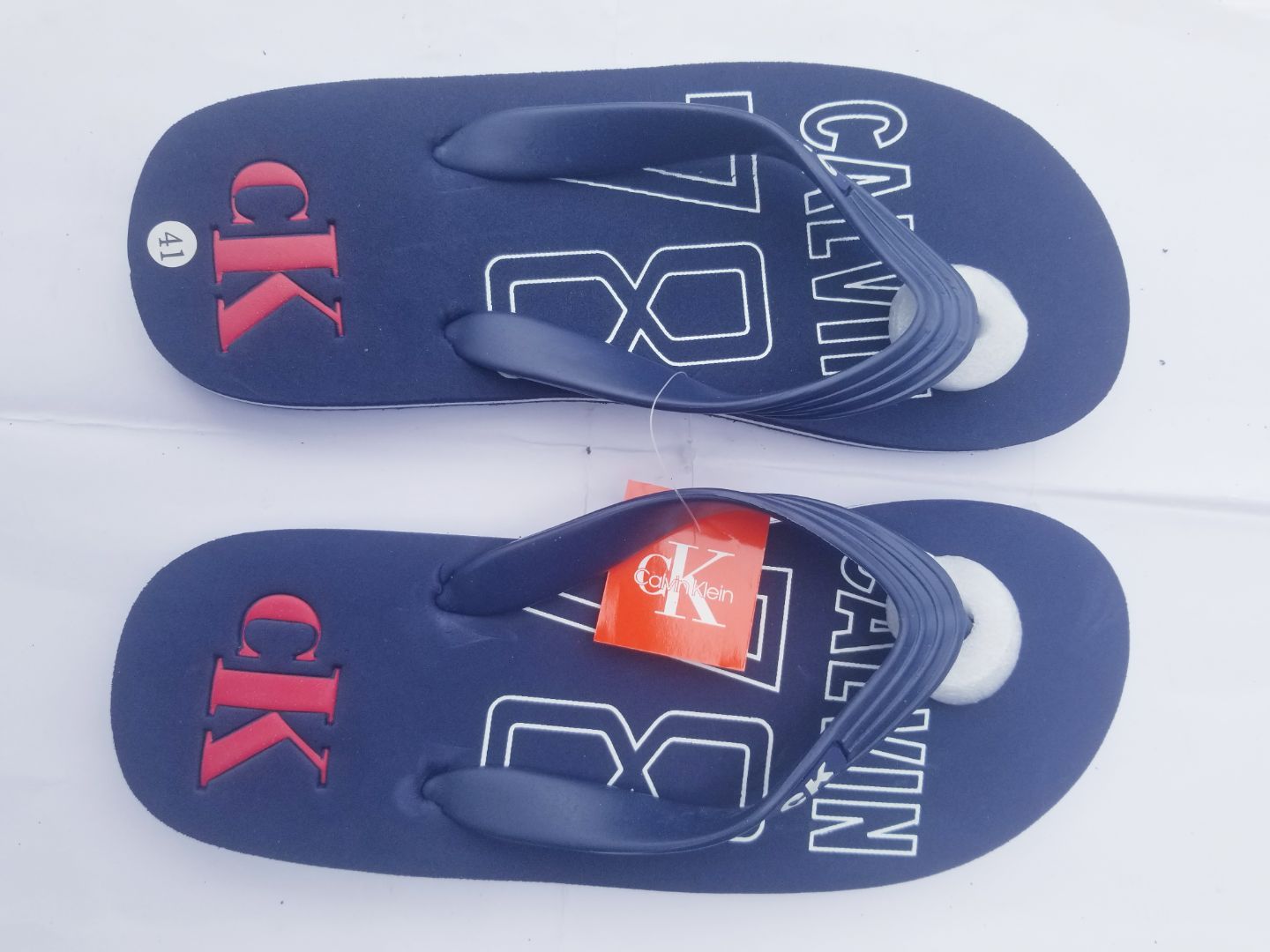 Calvin Klein Unisex Rubber Flip-Flop Sandals