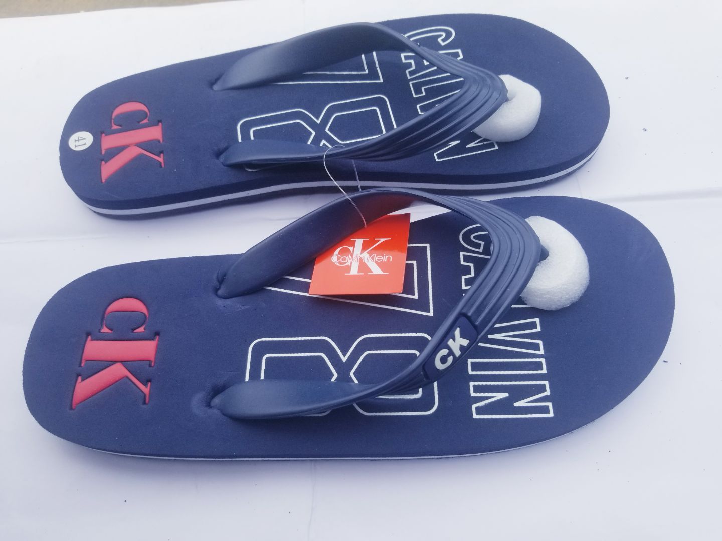 Calvin Klein Unisex Rubber Flip-Flop Sandals