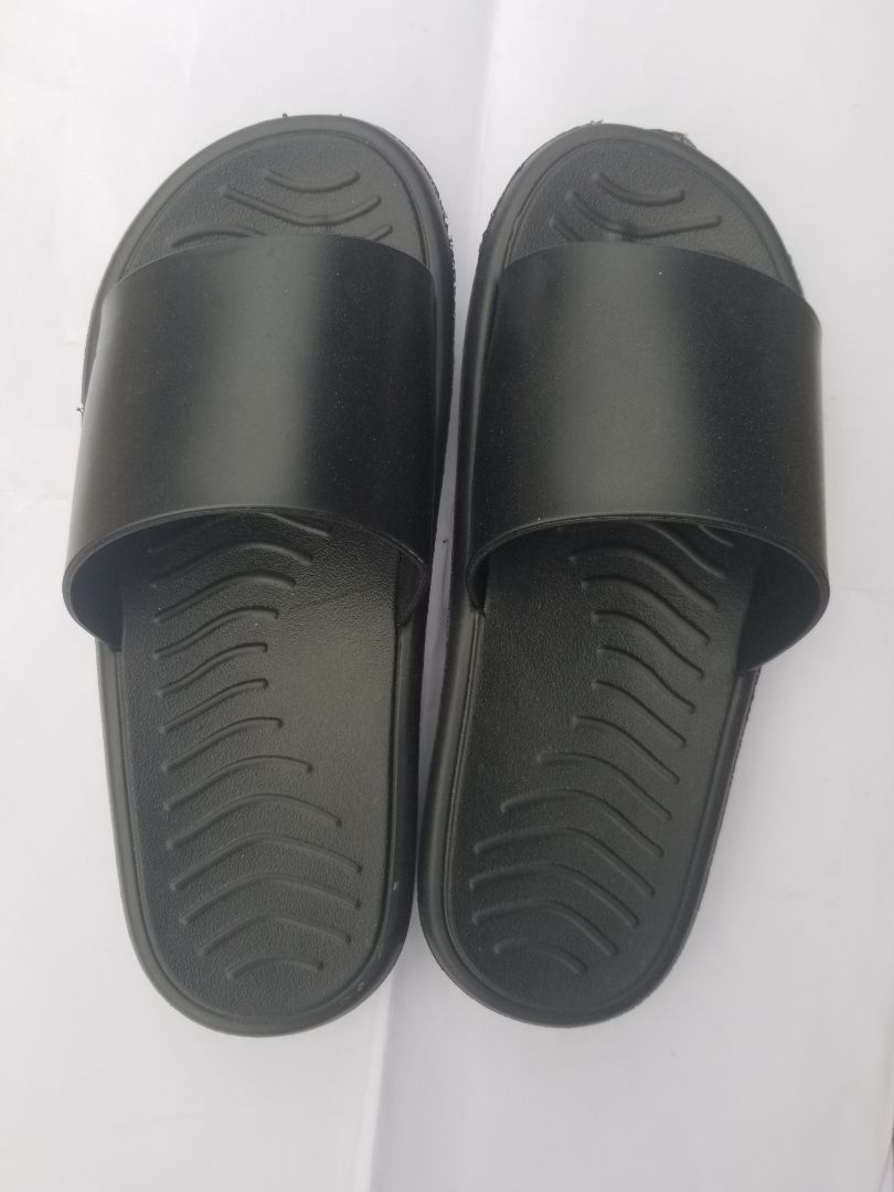 Black Slip-On Casual Sandals
