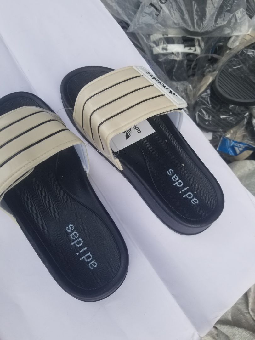 Adidas-Inspired Slide Sandals with Beige Strap and Black Stripes