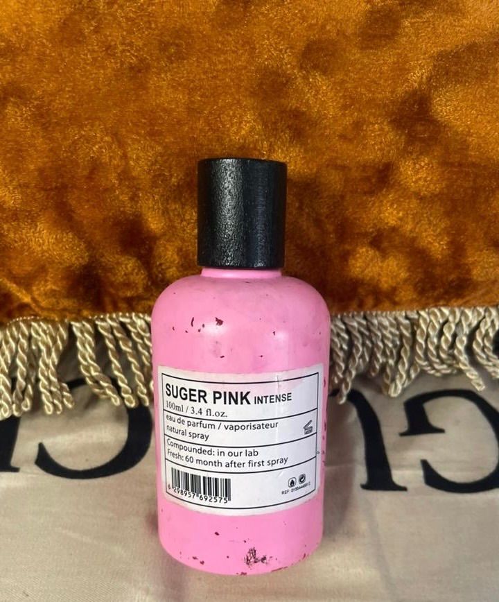 Sugar pink intense perfume