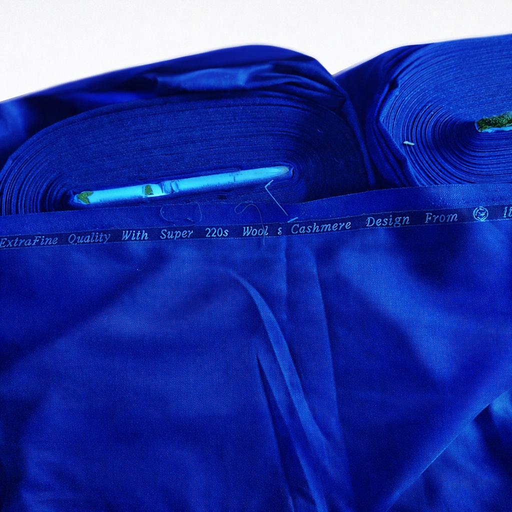 Royal blue Extrafine High Quality Cashmere Wool 220S
