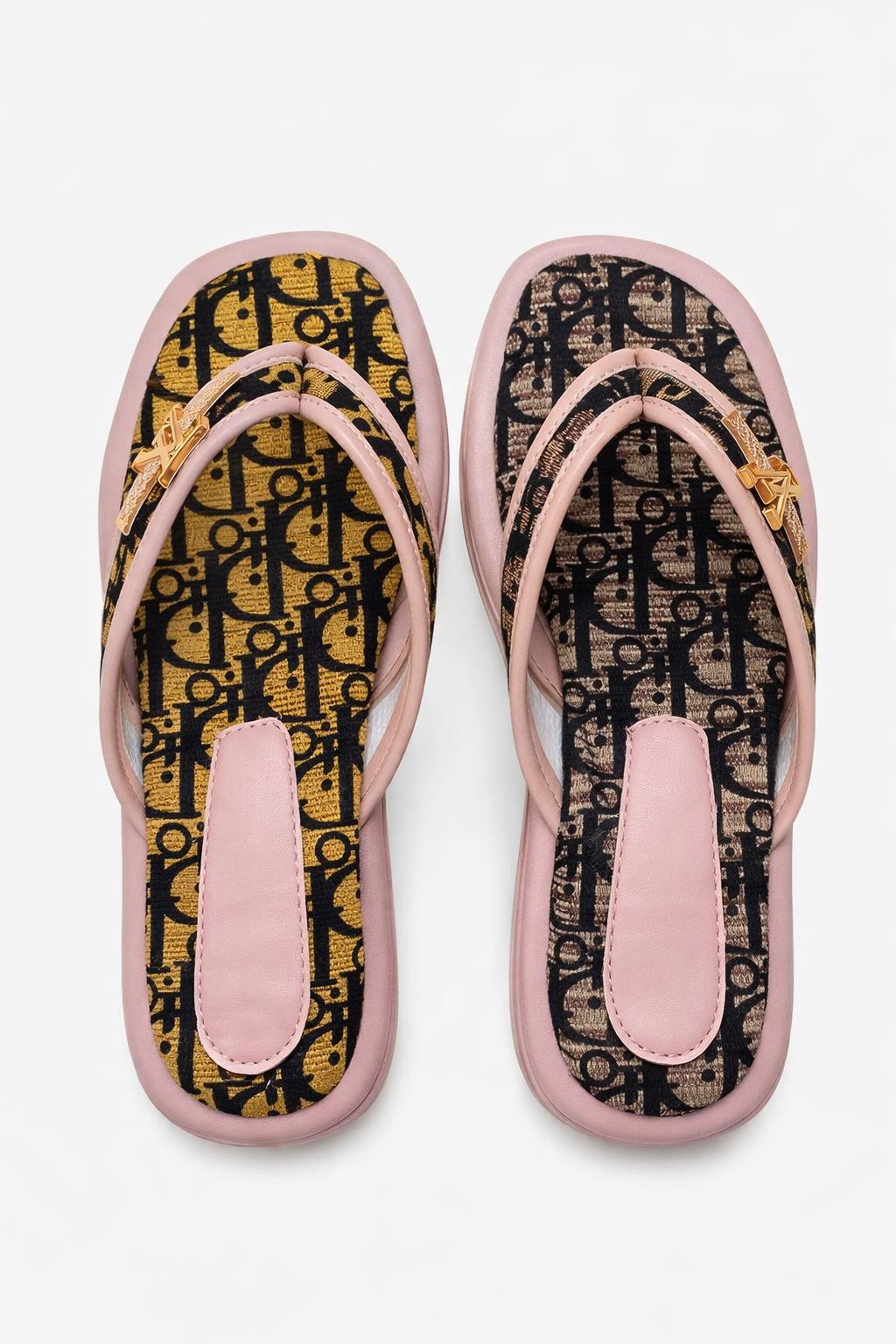 Women Patterned Thong Sandals with Cushioned Sole