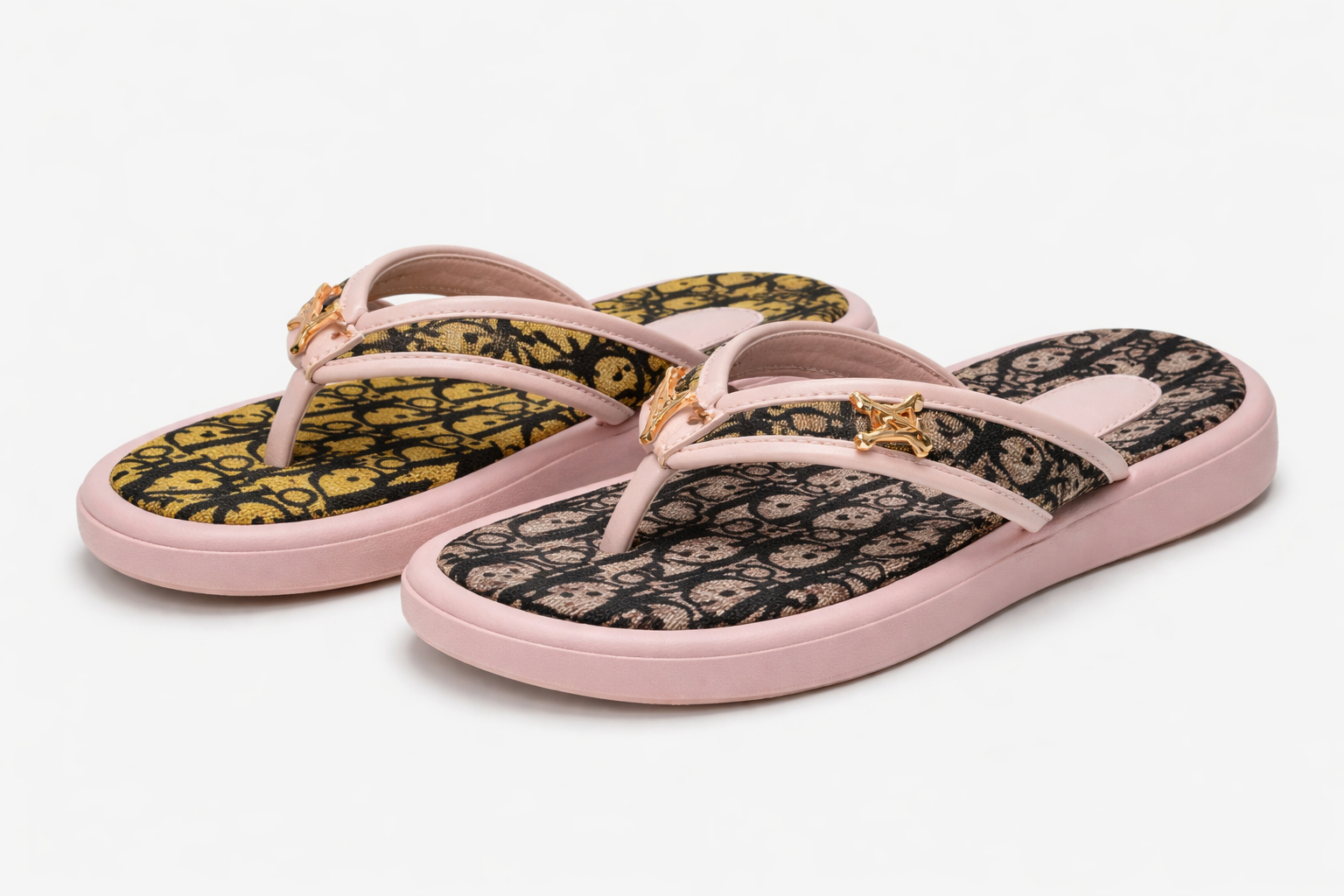 Women Patterned Thong Sandals with Cushioned Sole