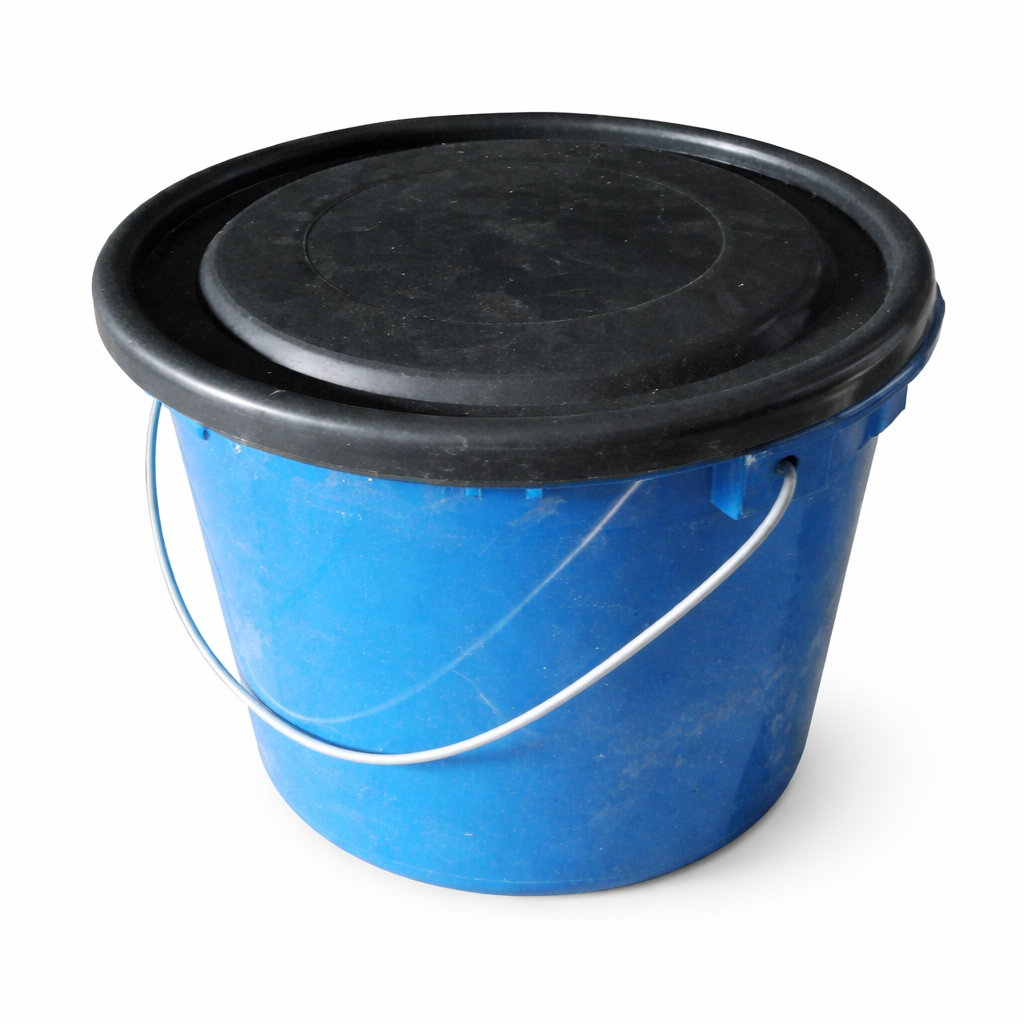 Plastic Storage Bowl with Lid