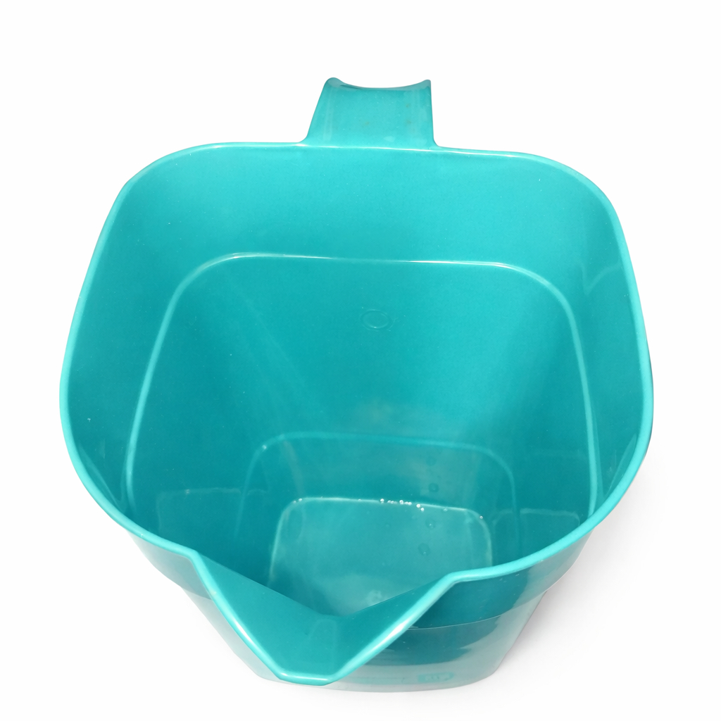Plastic Water Jug with Lid Kitchen Serving Pitcher