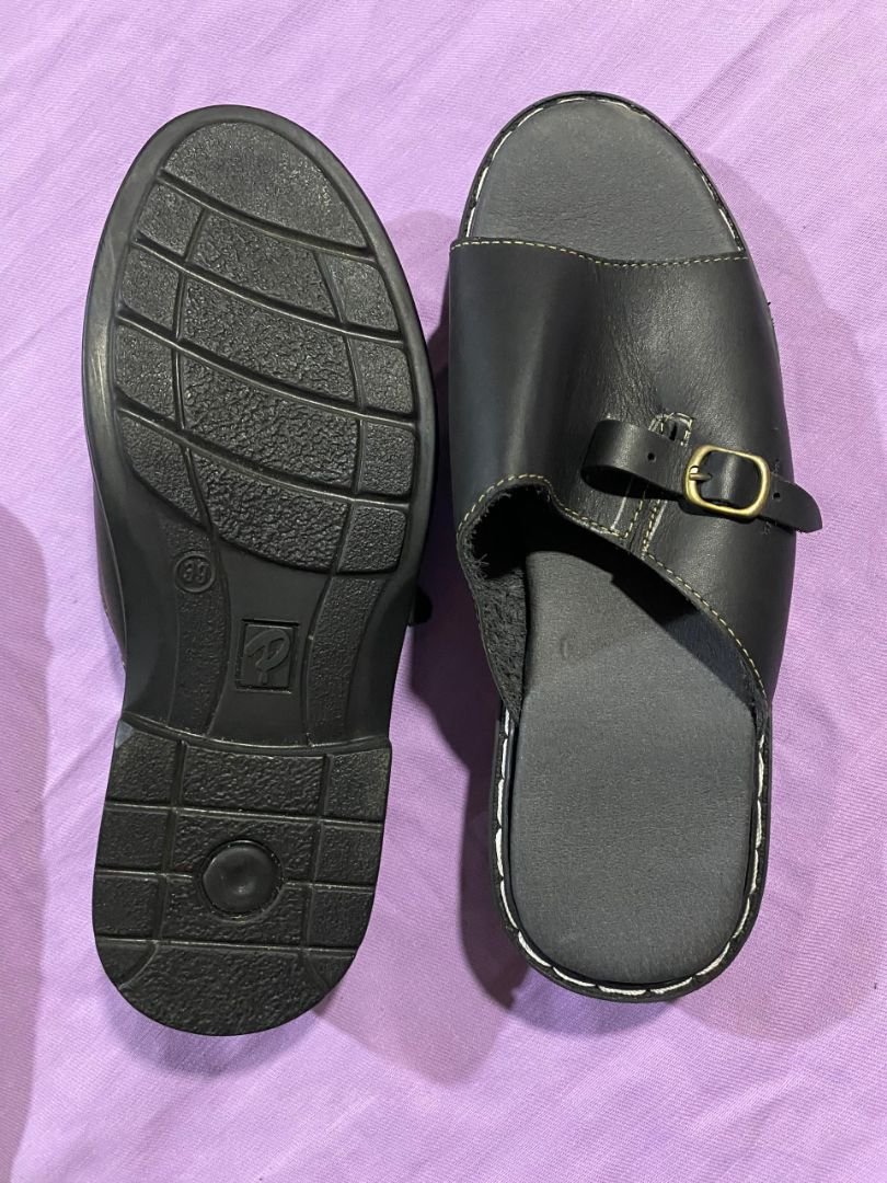 Mens Single Buckle Leather Slide Sandals