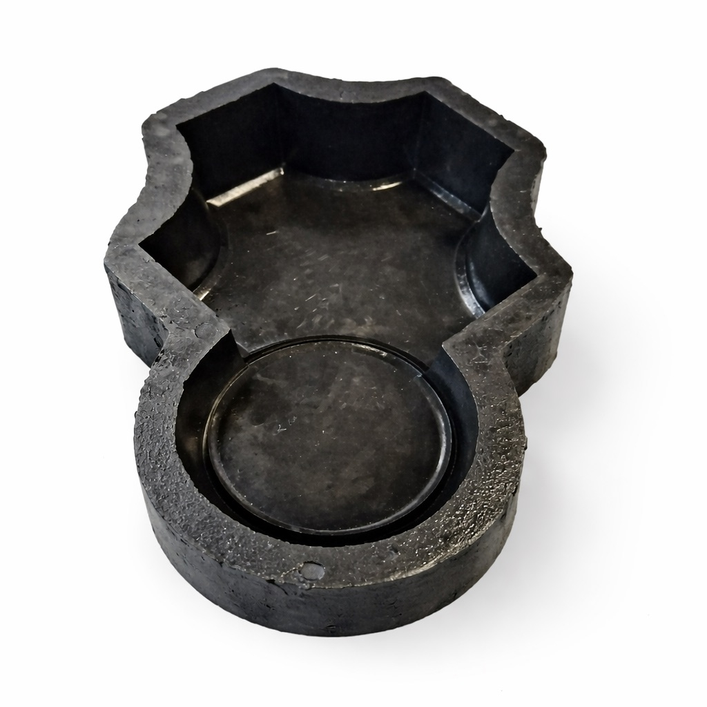Decorative Paver Mold with Circular Insert      Multi Pattern Concrete Casting Form