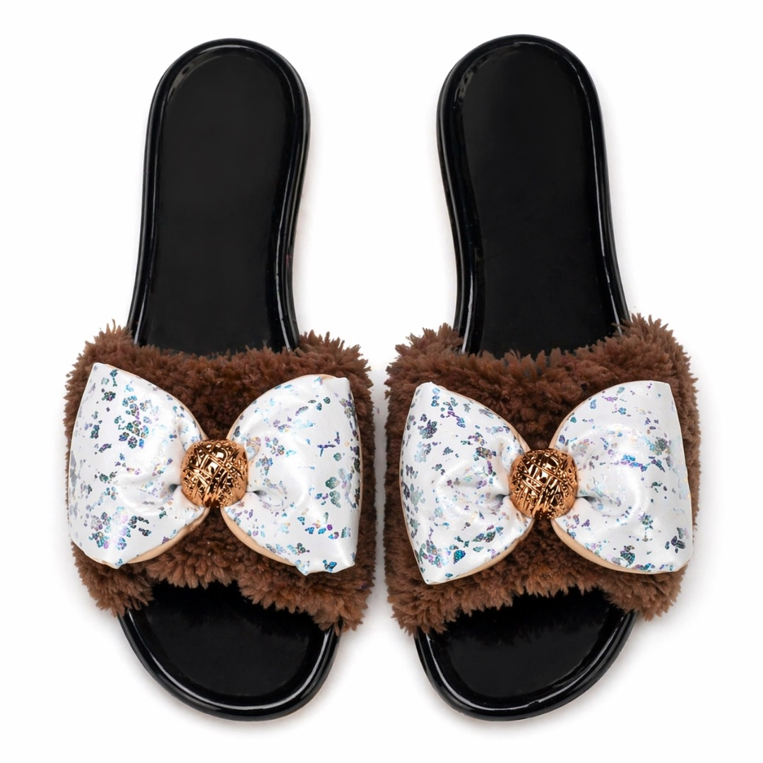 Womens Bow Detail Slip On Flat Sandals      White Print and Brown Furry Accent