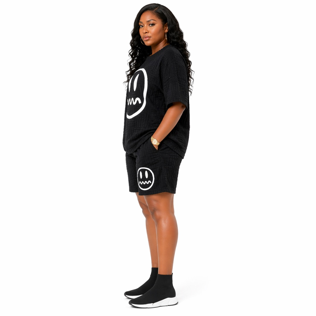 Black Smiley Face  Textured  Casual T Shirt and Shorts Set