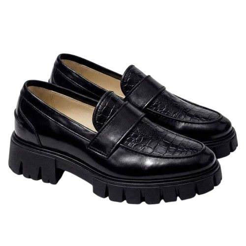 Black Textured Leather Lug Sole Loafers  with Gold  Horsebit Detail
