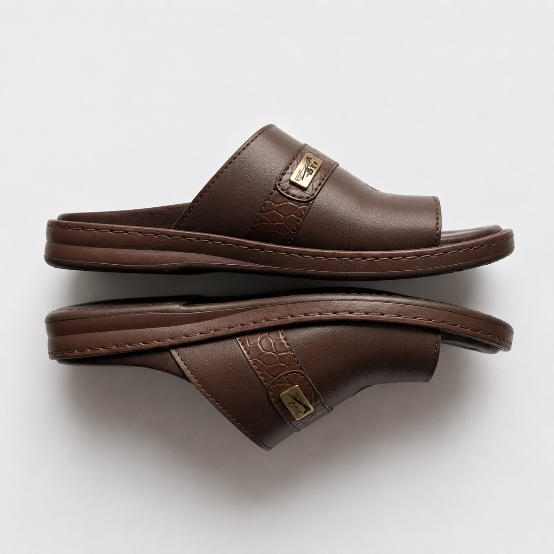 Quality men brown  leather slide sandals