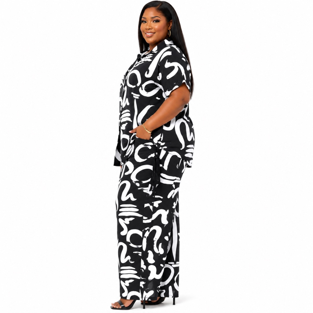 Womens Plus Size Black and White Abstract Two Piece Set