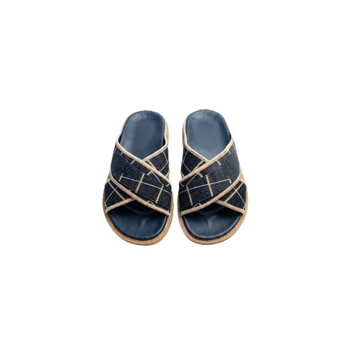 OpenToe Slippers with Buckle Design