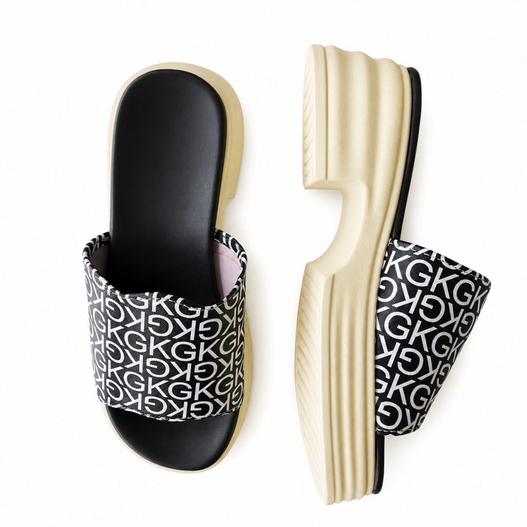 Womens Flat Slippers with Printed Strap