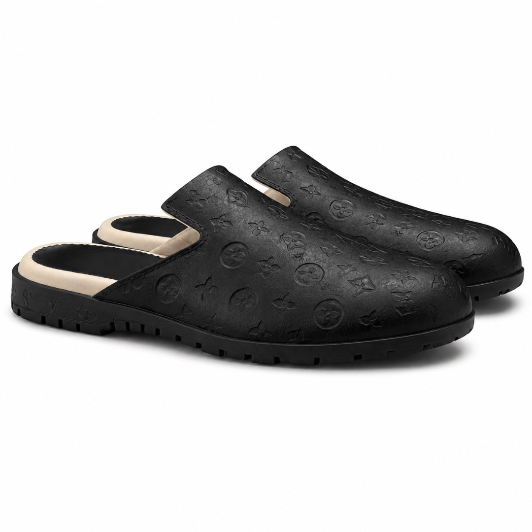 Men Slip On Leather Mule Sandals with Textured Sole