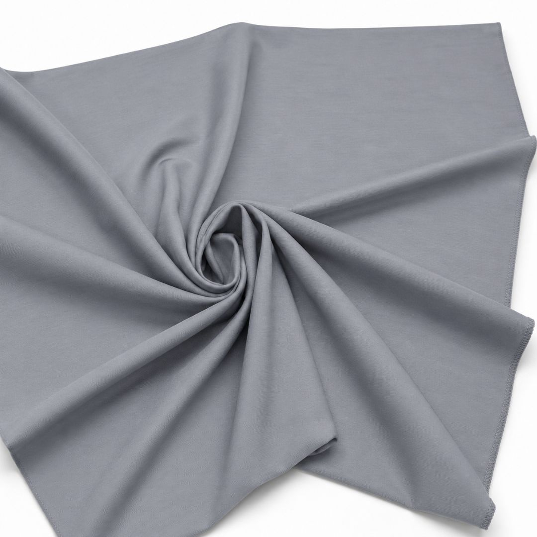 Light Grey Tensile Fabric for Tailoring