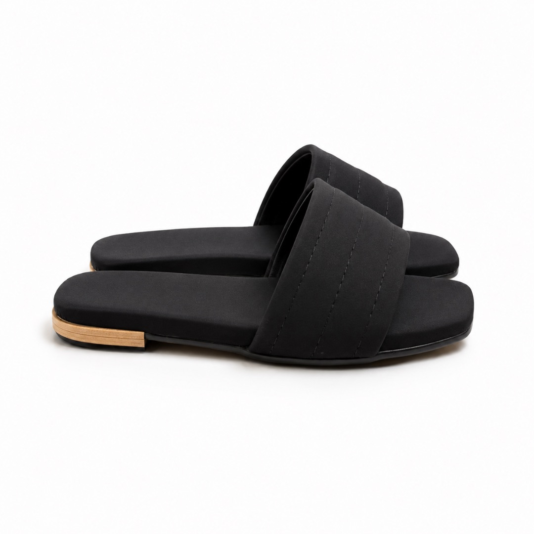 Women Embellished Flat Slide Sandal